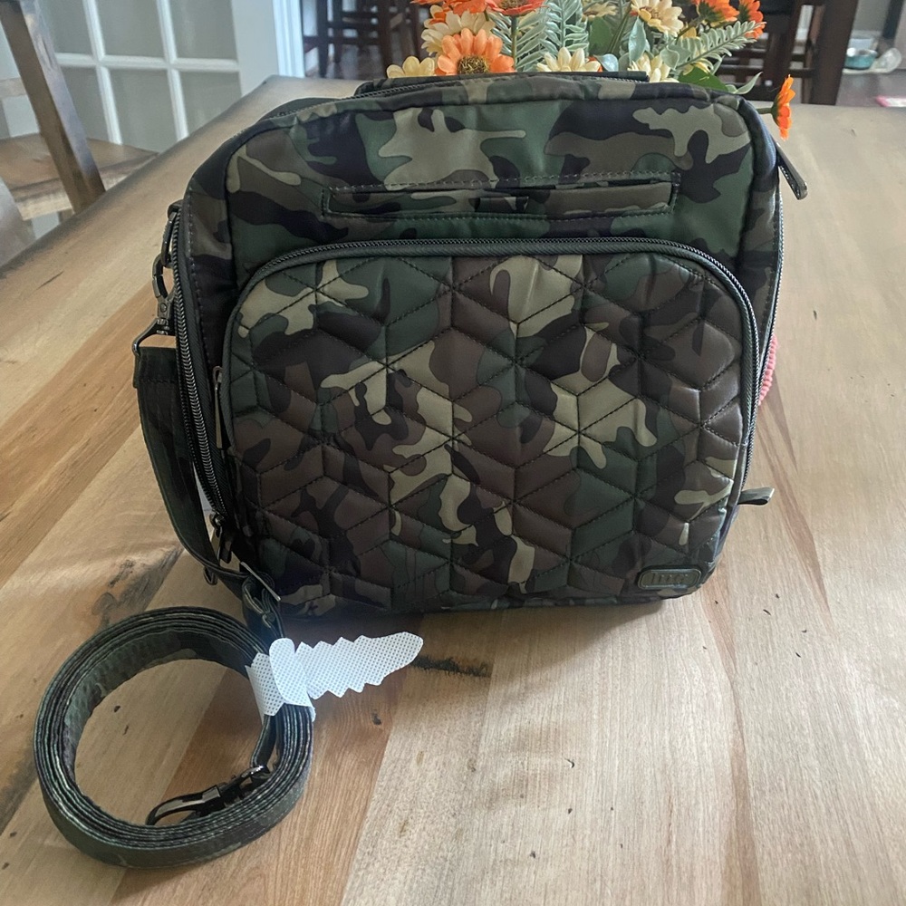 Lug Ranger 2 New with Tags Cami Print